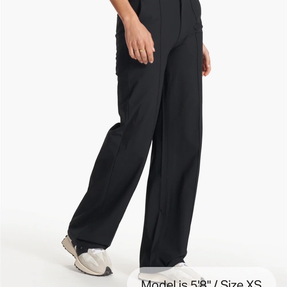Vuori Women's Black Wide-Leg Trousers - Picture 2 of 16